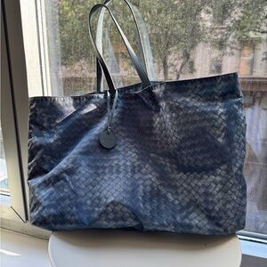 Bottega Veneta Intrecciolusion Blue Tote